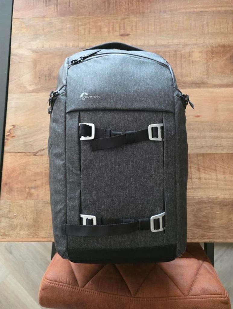 Lowepro FreeLine BP 350 AW camera rugzak, Ophalen of Verzenden, Zo goed als nieuw, Rugtas, Lowepro