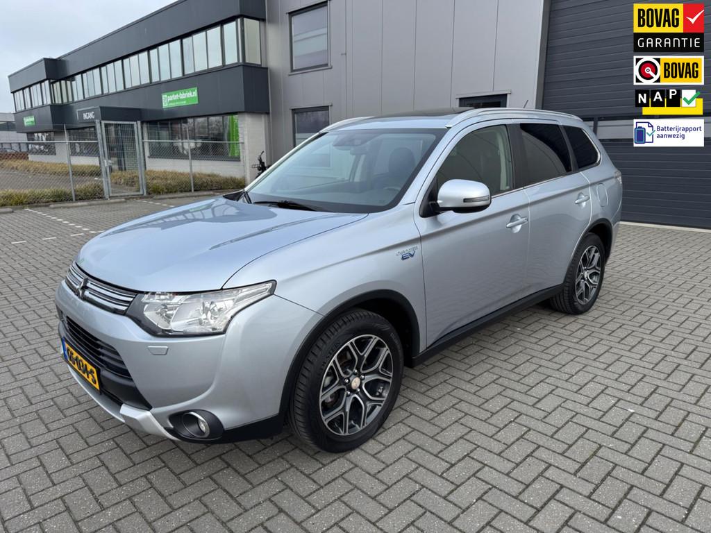 Mitsubishi Outlander 2.0 PHEV Instyle+, Euro 6, 4 cilinders, Vierwielaandrijving, Hybride Elektrisch/Benzine