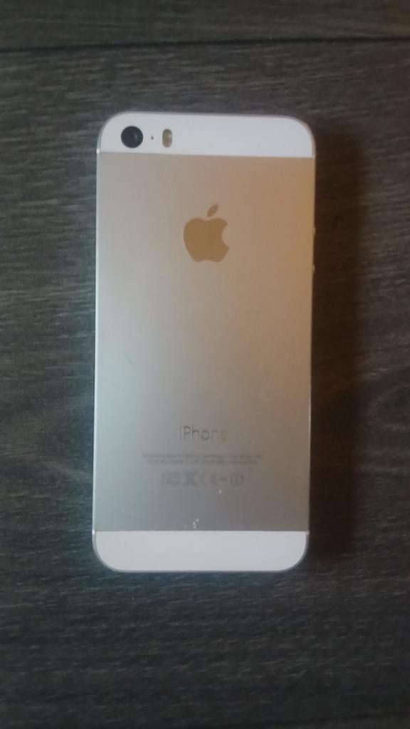 Goed werkende iPhone 5S met lichte schaafkrasjes, Telecommunicatie, Mobiele telefoons | Apple iPhone, Ophalen of Verzenden, Gebruikt