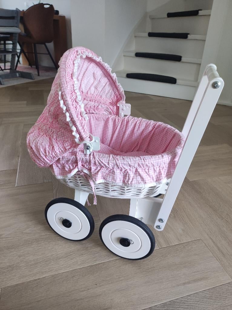 Pinolino rieten poppenwagen met katoenen bekleding, Ophalen, Zo goed als nieuw, Babypop