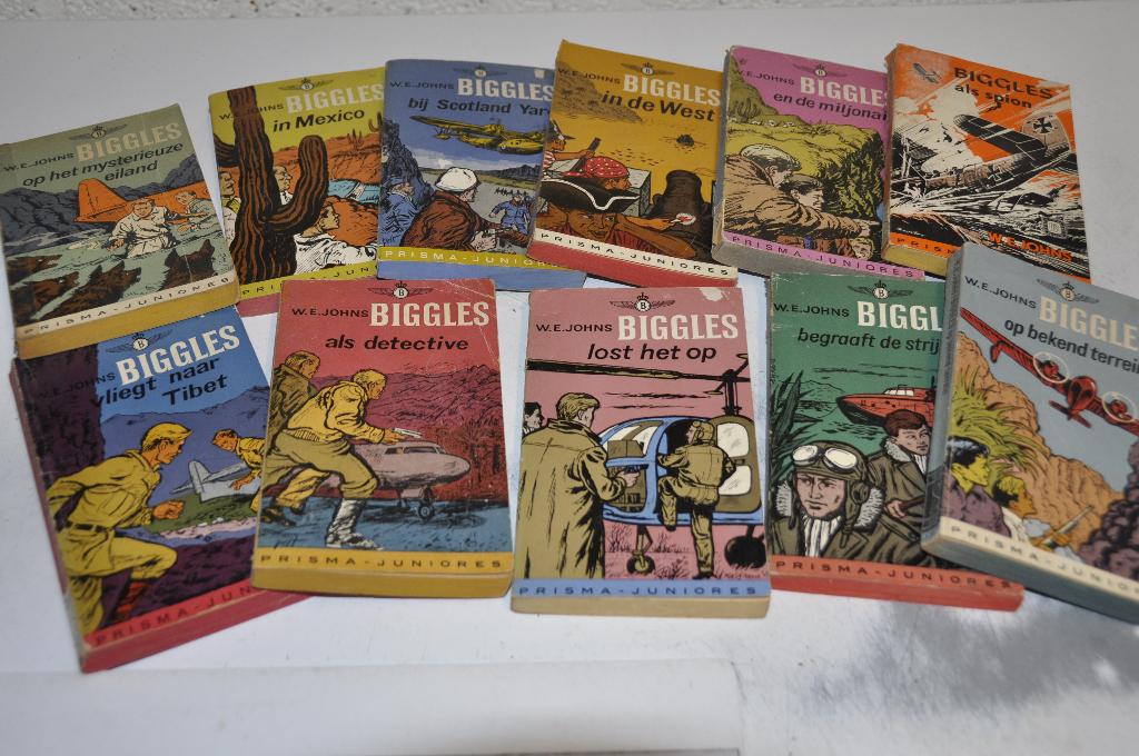 Biggles pockets  Koopje !, Boeken, Ophalen of Verzenden, Gelezen