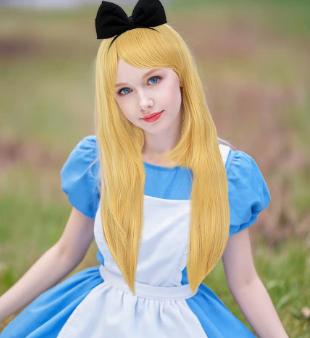 Alice in Wonderland blonde pruik synthetisch, Ophalen of Verzenden, Nieuw, Overige typen