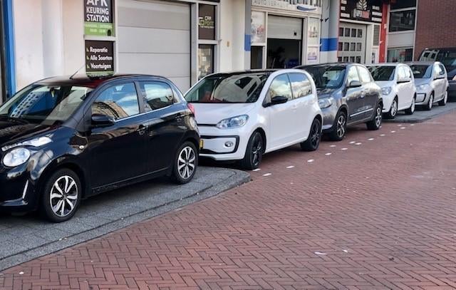 Km vrij autoverhuur €350,-week (borg€300), Personenauto