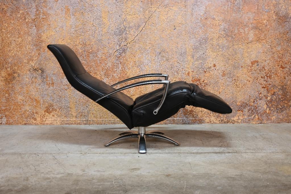 IZGStaat zwarte leren Jori Brainbuilder design relaxfauteuil, Huis en Inrichting, Fauteuils, Jori, 100 tot 125 cm, Leer, Ophalen of Verzenden