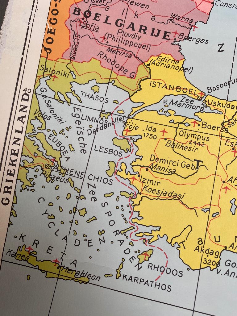 Oude schoolkaart van Het nabije Oosten uit eind jaren 60., Antiek en Kunst, Antiek | Schoolplaten, Ophalen of Verzenden, Aardrijkskunde