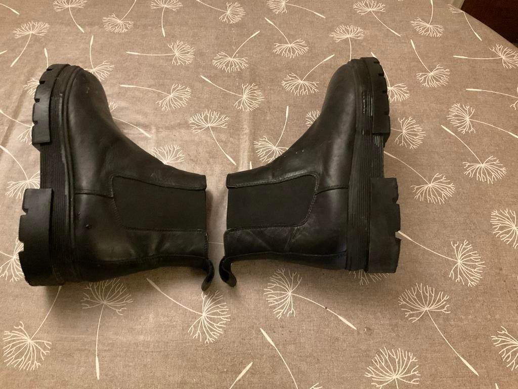 PAAR HERENSCHOENEN DAMESSCHOENEN MAAT 40 ZWART, Ophalen, Zo goed als nieuw, Zwart