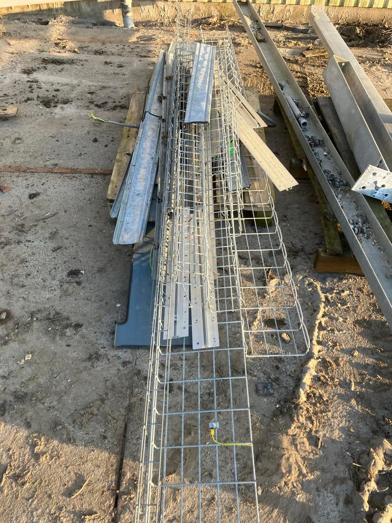 Kabelgoten en draadgoten in diverse maten, Ophalen, Gebruikt, Overige typen