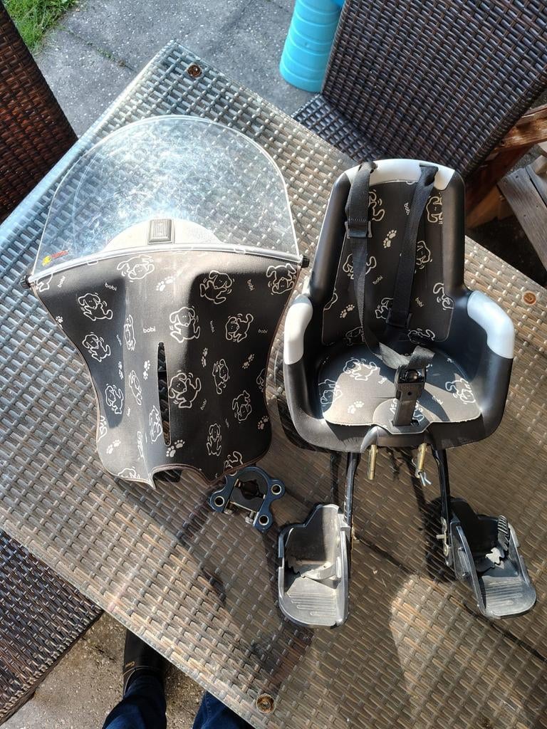 Fietsstoeltje bobike voorzitje met scherm, Fietsen en Brommers, Fietsaccessoires | Fietsstoeltjes, Ophalen, Bobike voorzitje, Voorzitje