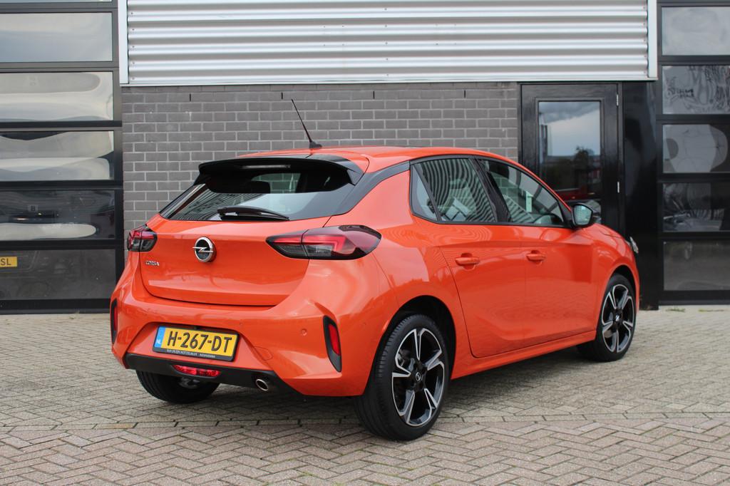 Opel Corsa 1.2 GS Line / Carplay / Panoramadak / N.A.P., Voorwielaandrijving, Gebruikt, Met garantie (alle), 49 €/maand