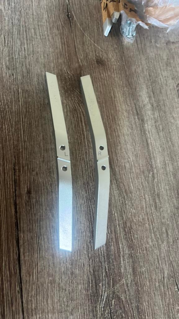 Voetjes Sharp led tv (LC-40BI5EA, LC-42CI2EA, LC-40BL5EA), Ophalen of Verzenden, Zo goed als nieuw