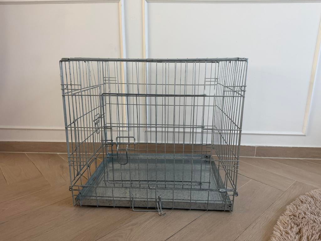 Metalen bench, Dieren en Toebehoren, Ophalen, Zo goed als nieuw