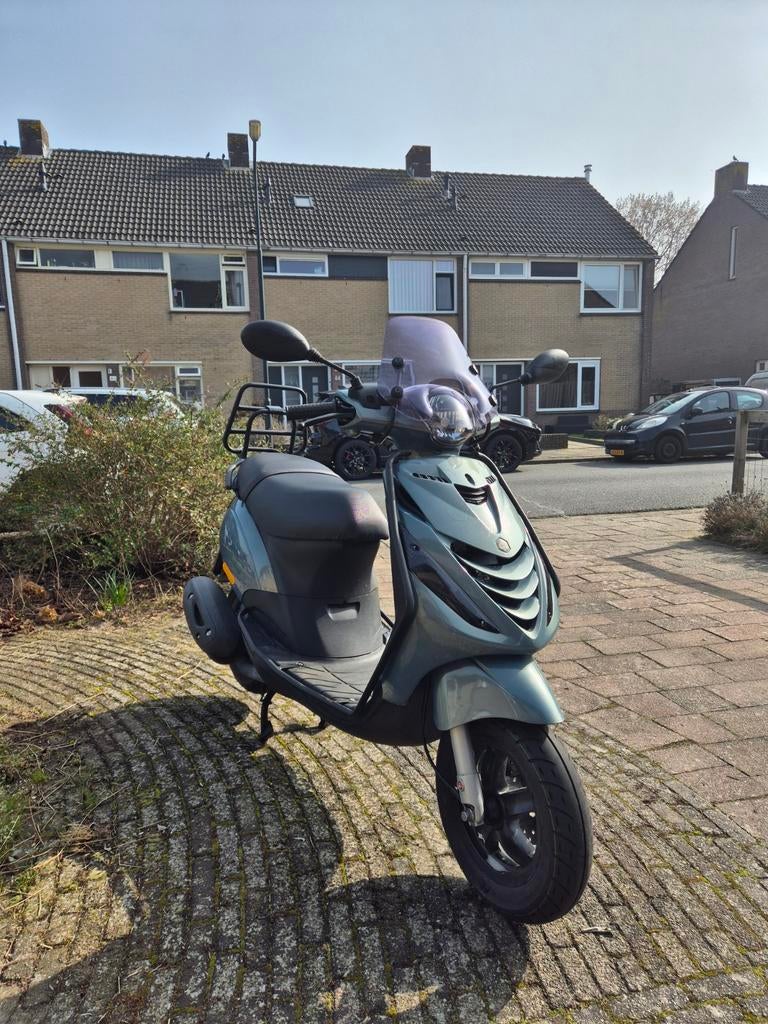 Piaggio zip sp scooter 2023, Ophalen, Zip, Zo goed als nieuw, Benzine