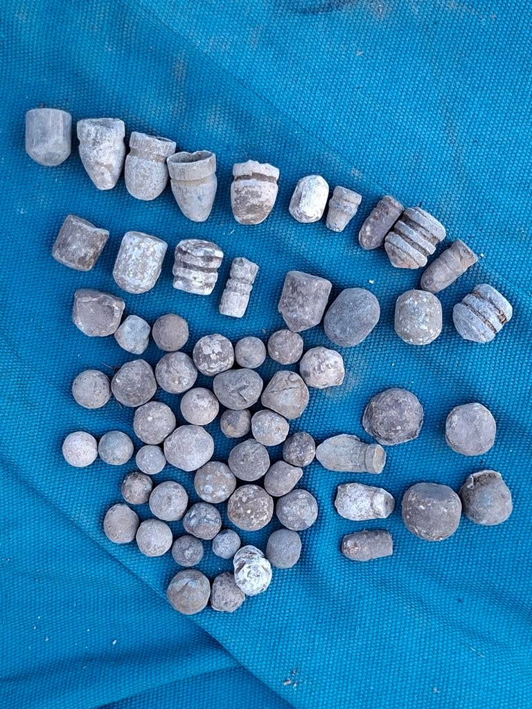 Loden kogels bodemvondst, Ophalen of Verzenden, Landmacht, Nederland, Hulzen of Bodemvondsten