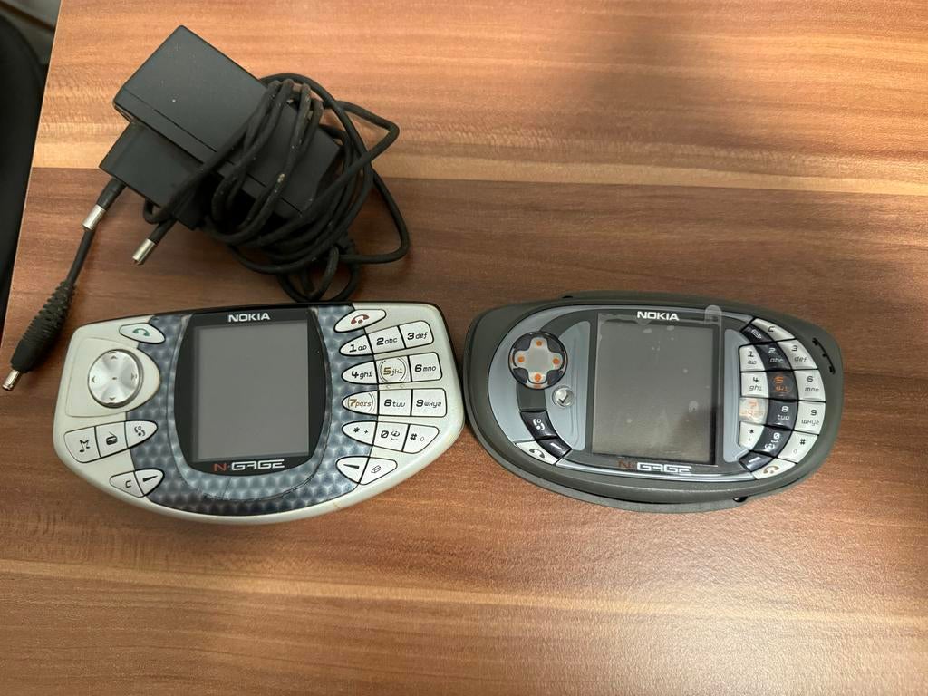 Nokia N-Gage en N-Gage QD spelcomputers, Overige modellen, Overige kleuren, Geen camera, Fysiek toetsenbord