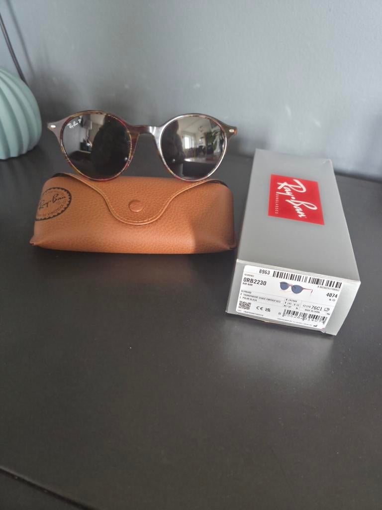 Ray-Ban Bernard zonnebril, Sieraden, Tassen en Uiterlijk, Zonnebrillen en Brillen | Dames, Ophalen, Zonnebril, Zo goed als nieuw