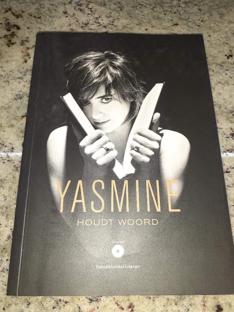 YASMINE Houdt Woord, boek + CD, Ophalen of Verzenden, Zo goed als nieuw, Meerdere auteurs