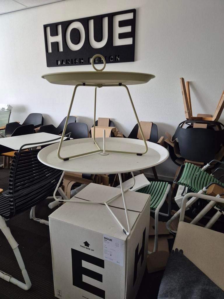 Houe eyelet bijzettafel buiten/binnen div kleuren afmetingen, Huis en Inrichting, Ophalen, Nieuw