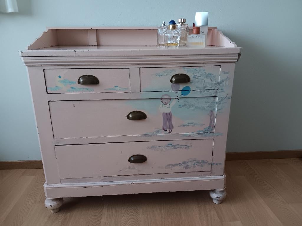 Commode,  vintage,  hand painted, kinderkamer, Kinderen en Baby's, Kinderkamer | Commodes en Kasten, Gebruikt, 90 tot 105 cm, 100 cm of meer