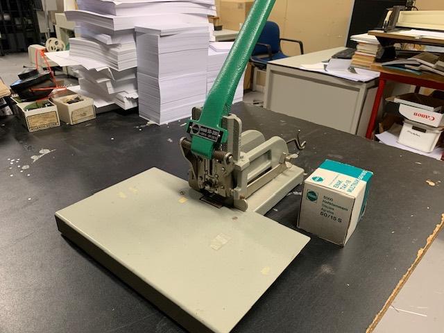 Nietmachine (blokhechter), Ophalen, Gebruikt