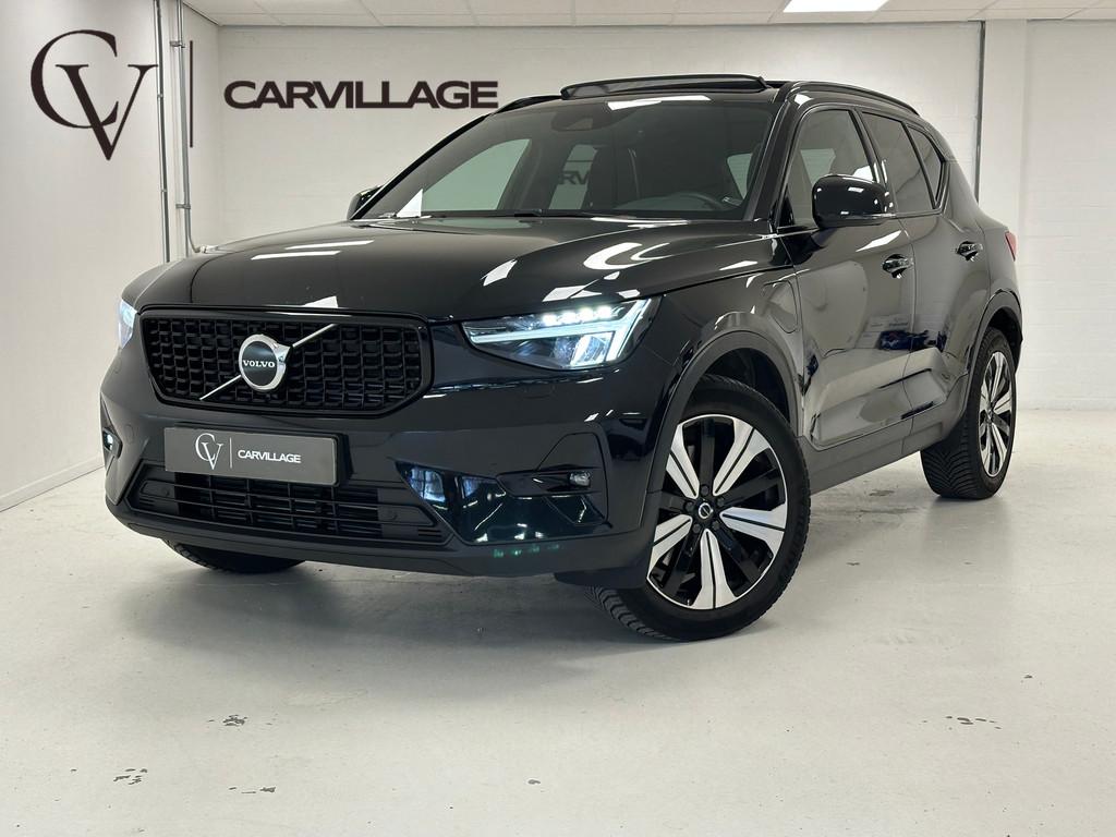 Volvo XC40 1.5 T4 Plug-in hybrid Ultimate Dark | Trekhaak |, Automaat, 1712 kg, Zwart, Bedrijf