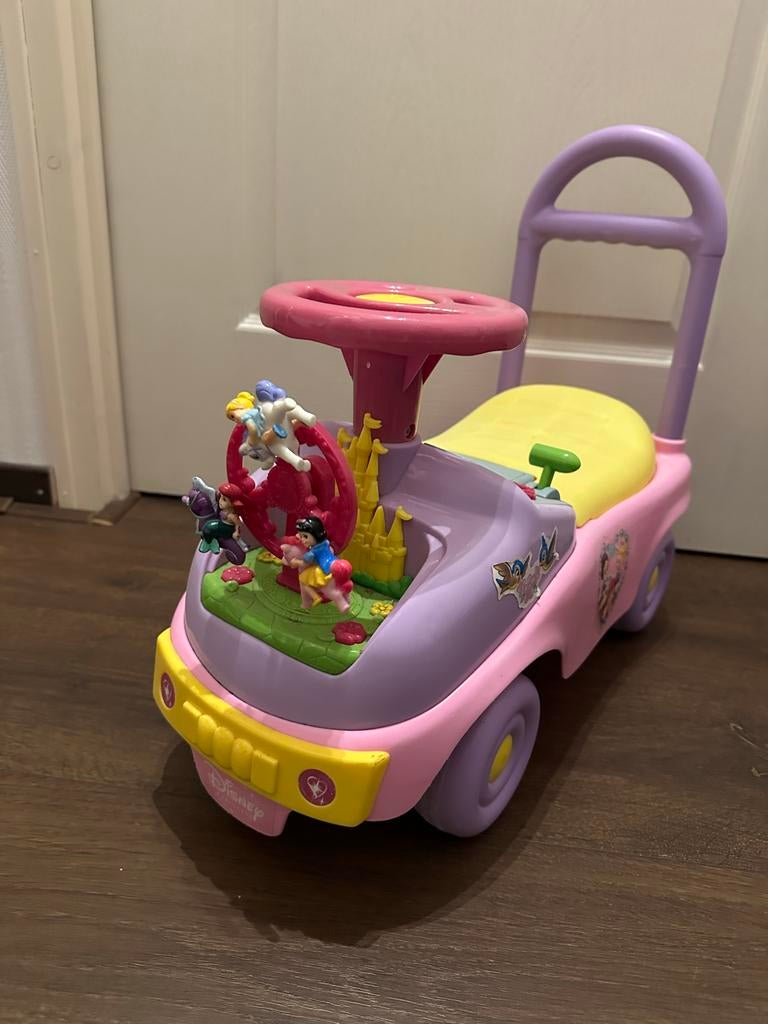 Disney Loopauto met bewegende delen, Ophalen, Gebruikt