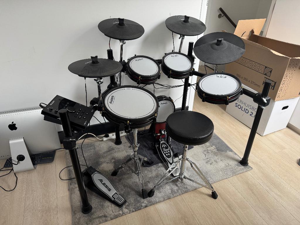 Alesis Crimson II Special Edition Mesh Drumkit, Muziek en Instrumenten, Drumstellen en Slagwerk, Ophalen, Zo goed als nieuw, Overige merken