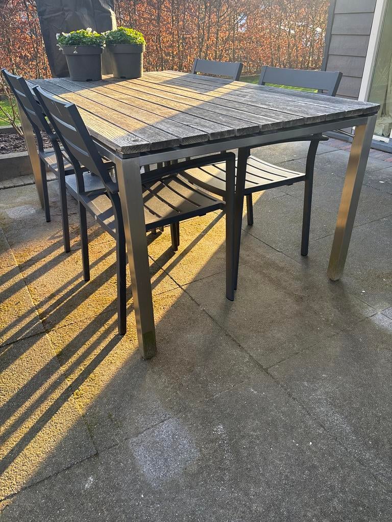 4 stapelbare stoelen, Suns, Ophalen, Zo goed als nieuw, Teakhout, Stapelbaar