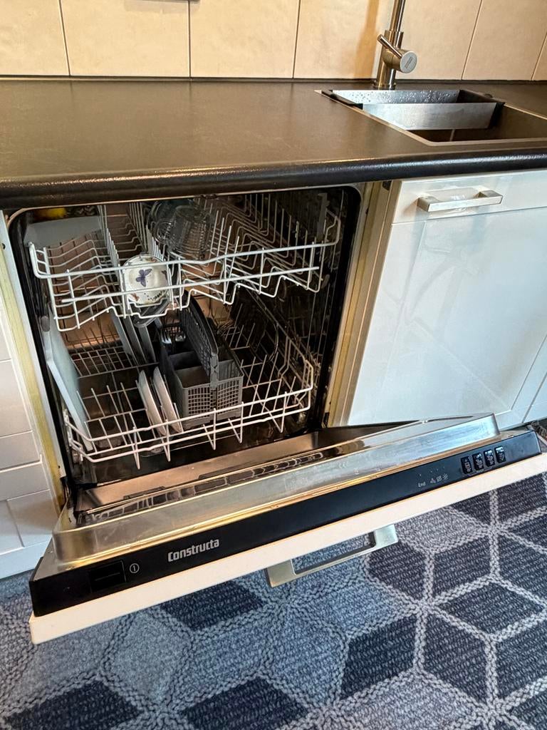 Constructa inbouw vaatwasser - werkt perfect!, Witgoed en Apparatuur, Vaatwasmachines, Gebruikt, Inbouw, 85 tot 90 cm, 60 cm of meer