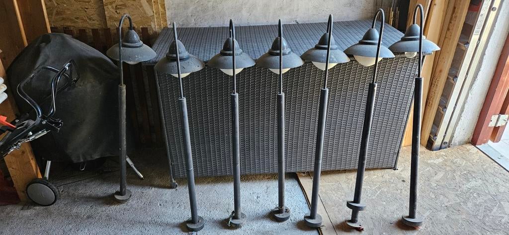 7 Vintage Stalen Tuinlampen - Klassieke Buitenverlichting, Ophalen, Gebruikt, Staal, Staande lamp
