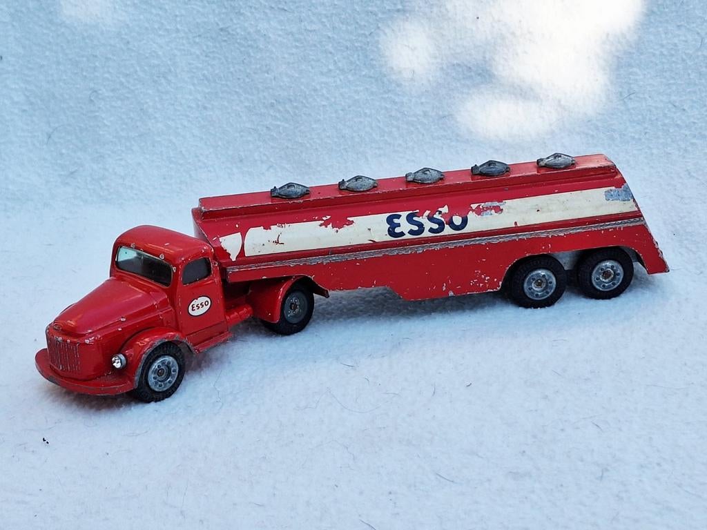 TEKNO Denmark Volvo Esso tankwagen truck model, Ophalen of Verzenden, Gebruikt, Bus of Vrachtwagen, Tekno