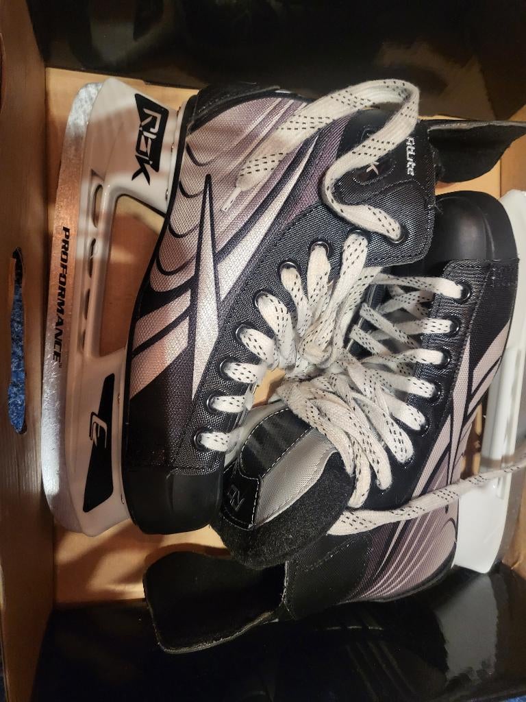 Hockey schaatsen, Sport en Fitness, Ophalen of Verzenden, Zo goed als nieuw, IJshockeyschaatsen, Overige merken