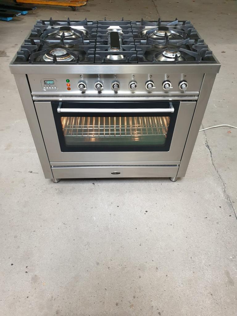 Mooi Boretti Fornuis stáát   5pets kán brengen, Witgoed en Apparatuur, Fornuizen, 60 cm of meer, Ophalen of Verzenden, Zo goed als nieuw