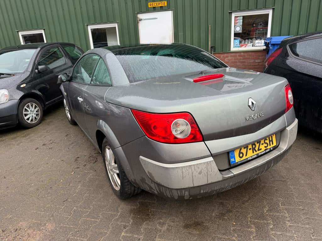 Diverse onderdelen van deze auto, Ophalen of Verzenden, Renault