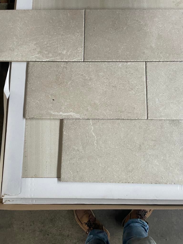 Vloertegels 20x40 voor de wand in de badkamer, Ophalen of Verzenden, Nieuw, Keramiek, Vloertegels