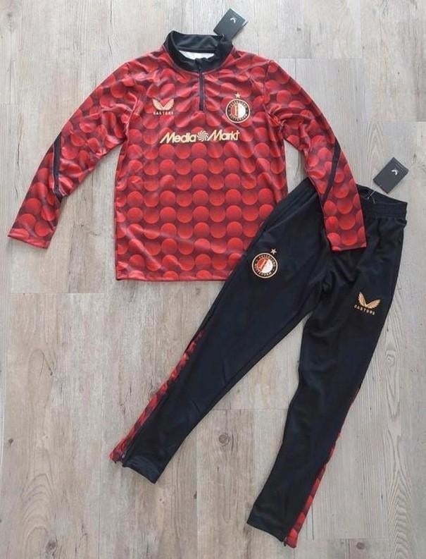 Feyenoord kids trainingspak 25/26, Maat XS of kleiner, Ophalen of Verzenden, Nieuw, Trainingspak