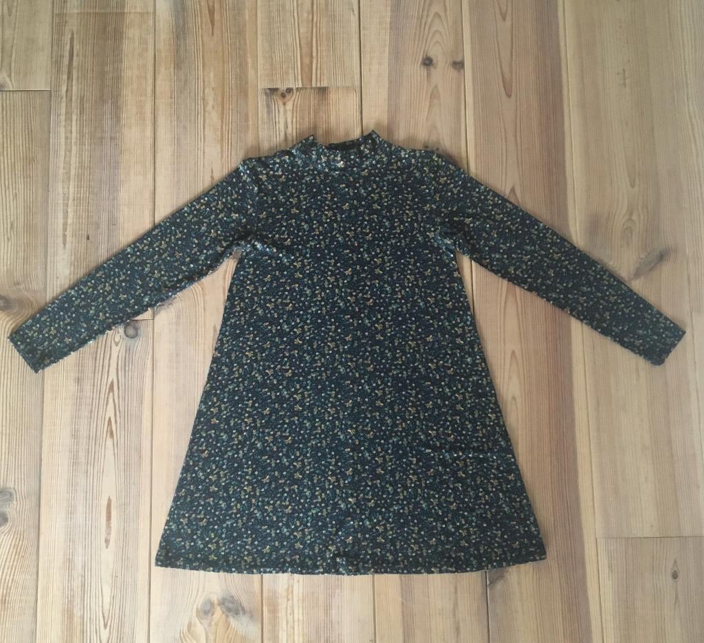 Jurkje Pull & Bear mt. S, Kleding | Dames, Jurken, Maat 38/40 (M), Overige kleuren, Nieuw, Ophalen of Verzenden