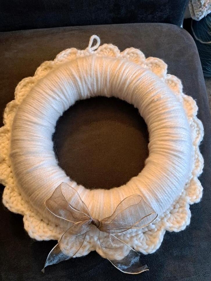 Decoratieve, handgemaakte krans., Ophalen of Verzenden, Nieuw