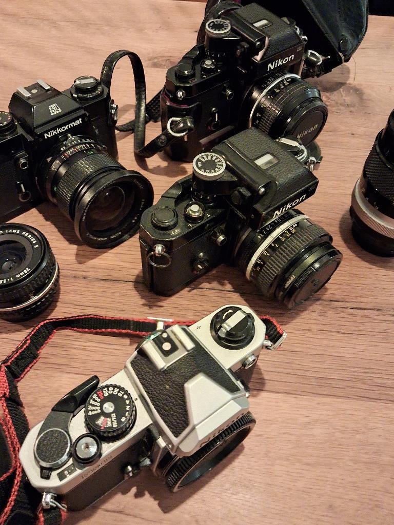Nikon analoog uitrusting, 4 toestellen., Ophalen of Verzenden, Gebruikt, Spiegelreflex, Nikon