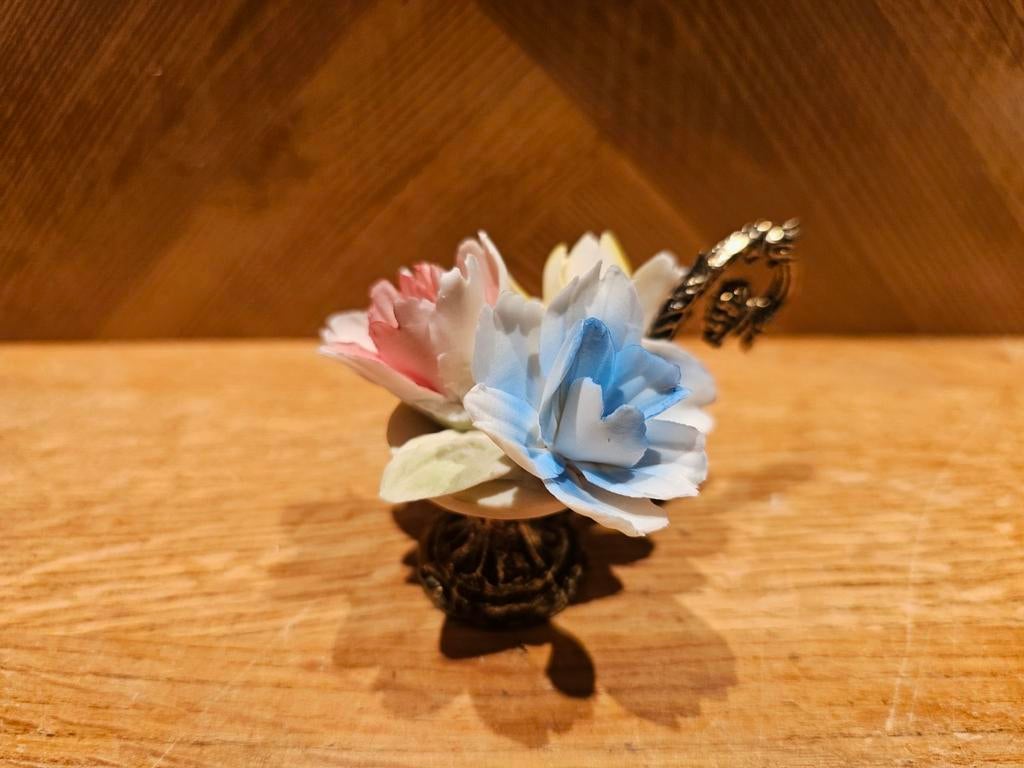 Vintage Porseleinen Bloemen Ornament, Ophalen of Verzenden