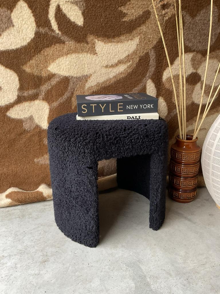 Poef, voetenbankje, krukje, Loods 5, boucle, zwart, Minder dan 50 cm, Rond, Minder dan 50 cm, Ophalen of Verzenden