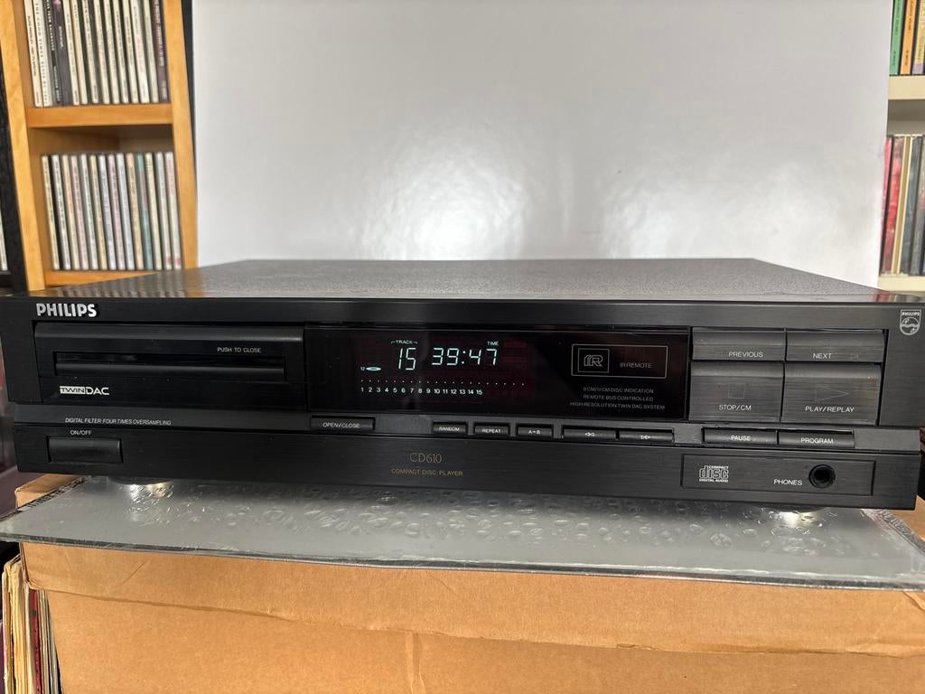 Philips CD610 CD-speler ( perfect spelend), Audio, Tv en Foto, Cd-spelers, Ophalen of Verzenden, Gebruikt, Philips