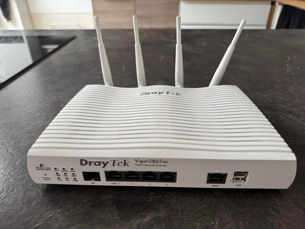 Draytek 2862ac, Ophalen of Verzenden, Gebruikt, Router met modem