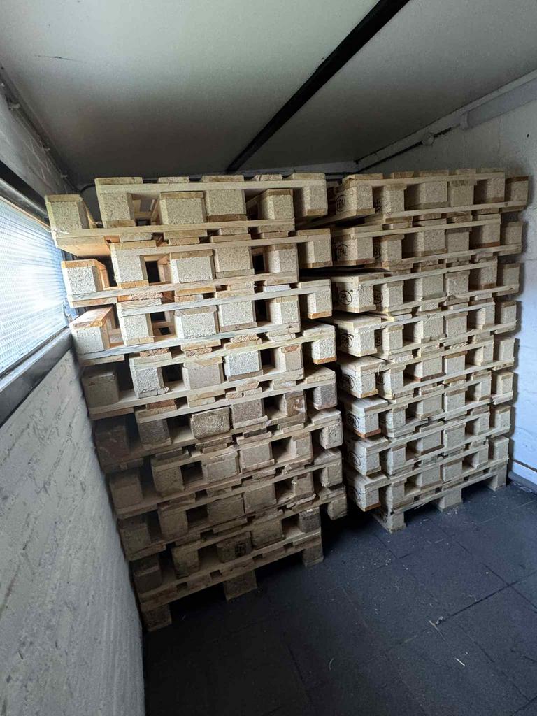 Nieuwe Europallets te koop – direct beschikbaar, Ophalen, Zo goed als nieuw, Pallet, Minder dan 200 cm