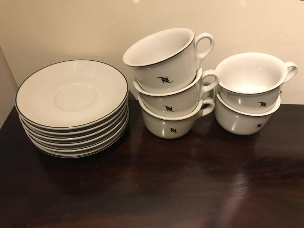 Nespresso 5x Originele Cappuccino witte kopjes en schotels, Verzenden, Nieuw, Overige stijlen, Kop(pen) en/of Schotel(s)