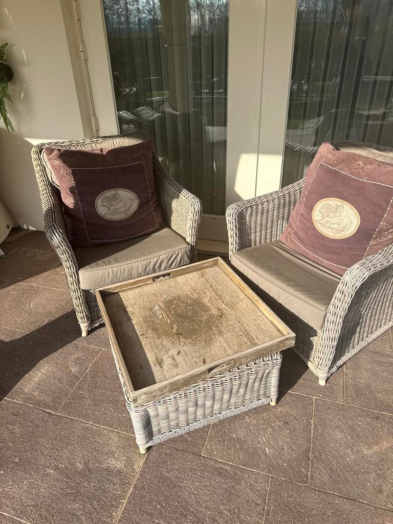 Tuinset 3-delig: 2 stoelen en bijzettafel, Gebruikt, Wicker, Stoel, Tuinset