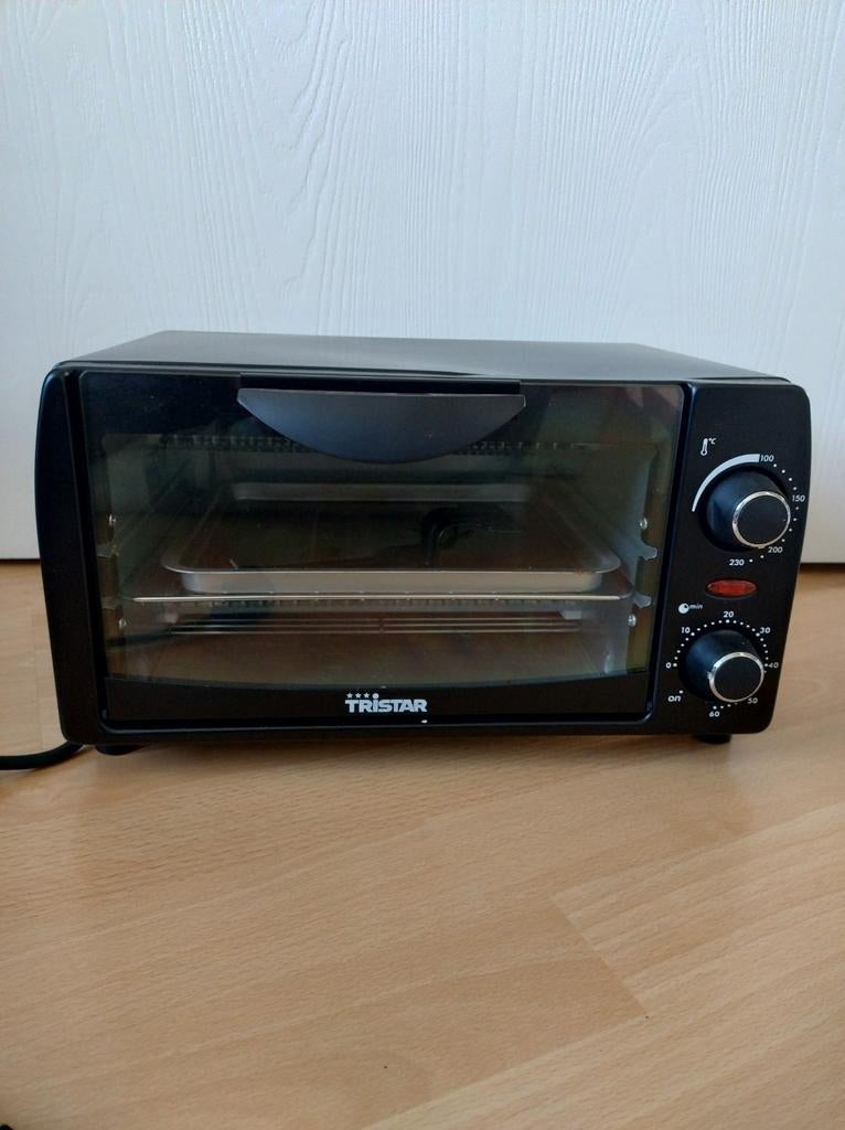 Kampeer oven., Witgoed en Apparatuur, Ovens, Ophalen, Zo goed als nieuw, Minder dan 45 cm, Minder dan 45 cm