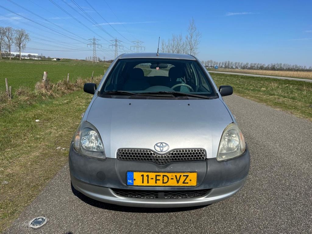 Toyota Yaris 1.3-16V VVT-i Luna (bj 2000), Auto's, Voorwielaandrijving, 1299 cc, 86 pk, Origineel Nederlands