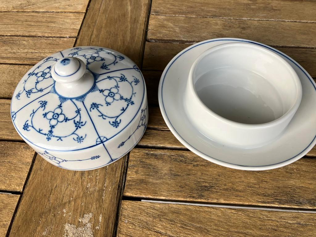 Rieber Mitterteich Bavaria – Botervloot in Saksisch Blauw, Antiek en Kunst, Antiek | Servies los, Ophalen of Verzenden