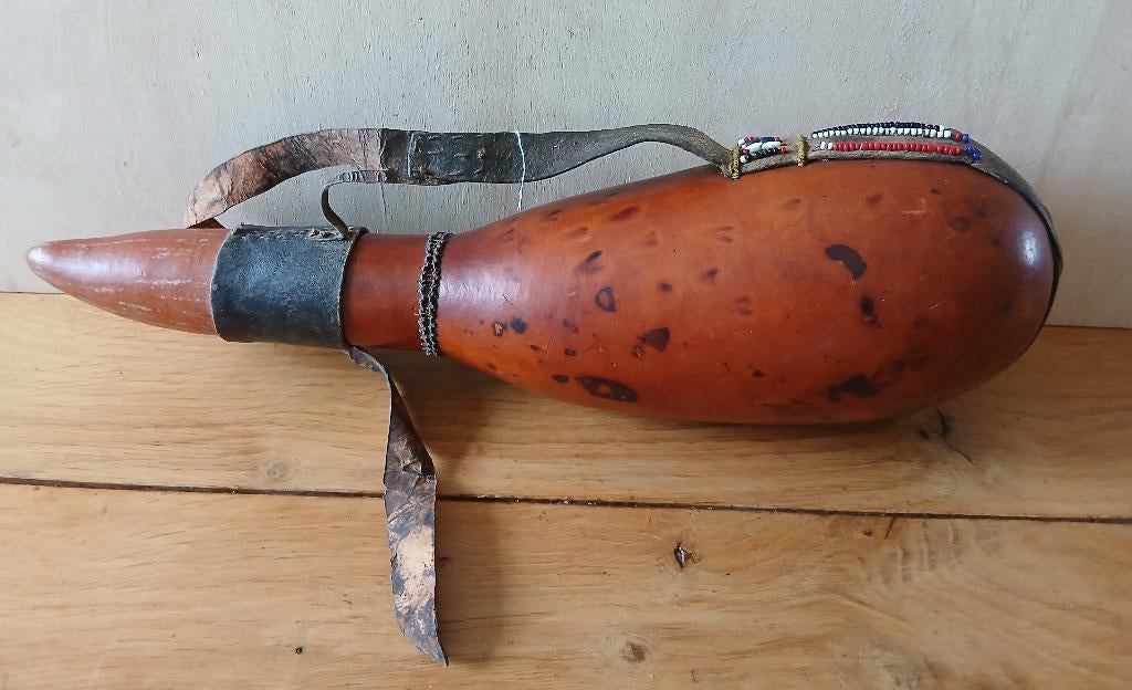 traditionele Afrikaanse kalebas (gourd), Antiek en Kunst, Kunst | Niet-Westerse kunst, Ophalen of Verzenden
