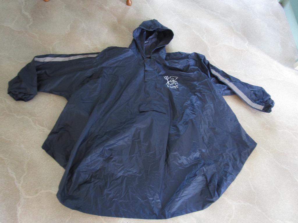 Scootmobiel poncho, Ophalen of Verzenden, Zo goed als nieuw, Handbewogen rolstoel